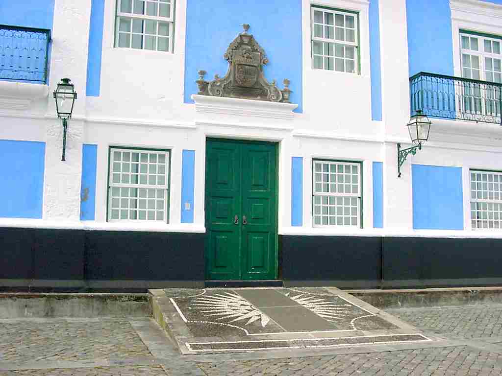 Pedra de Armas, enquadramento.