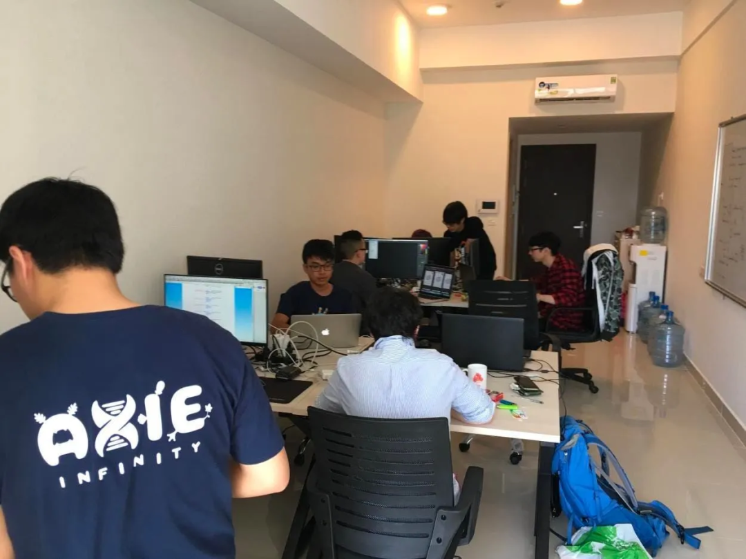 Axie Infinity 早期的一张图片，由 Jiho 分享