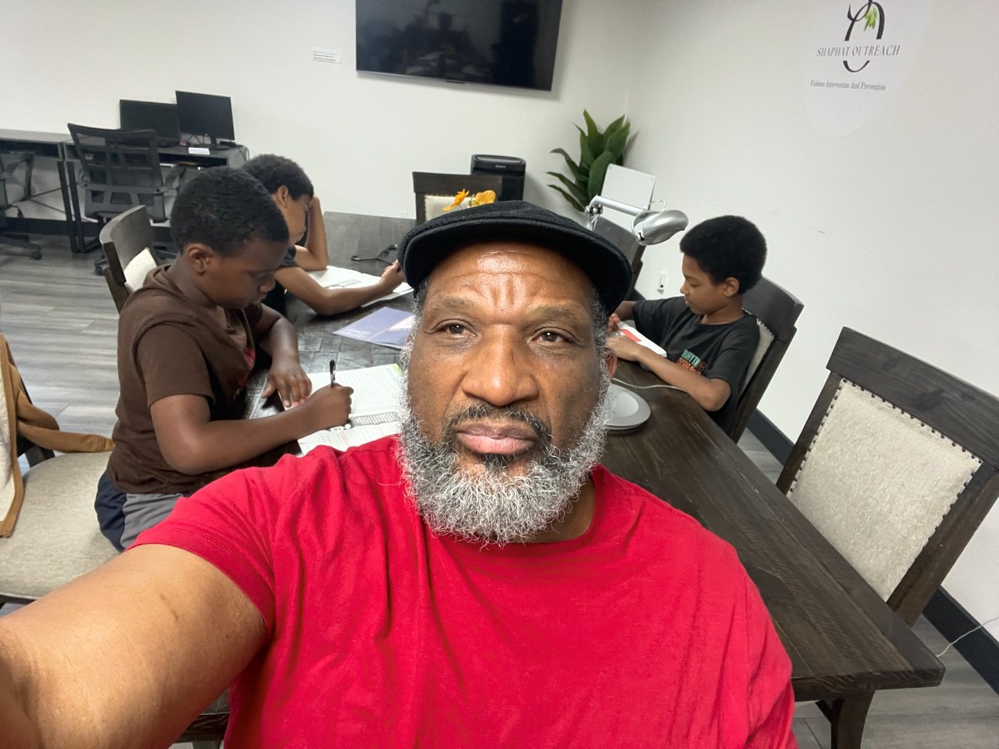 Bishop Bowser Of Shaphat Outreach doing cognitive behavioral and transtheoretical change with the youth on spring break.