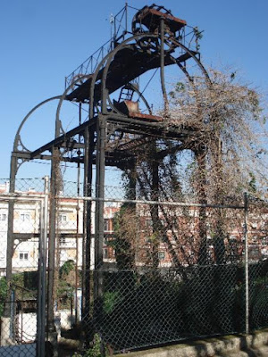 Nora de ferro situada nos terrenos da Escola Preparatória da Cova da Piedade. 