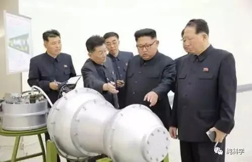 金正恩视察朝鲜自研武器