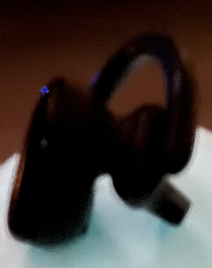A picture of the real-life model Khv-Phone. The real-life Khv-Phone is a device that can be used interchangeably as a headphone or a frequency emitter. The interiors of the device itself are infused with a crystalline material of nano gold compounds. The presence of the material causes the effects of the frequency to be greatly amplified. Certain sound frequencies are known to have effects on crystallization of water and salts, other ones are known to impact the human body both physically and psychologically.