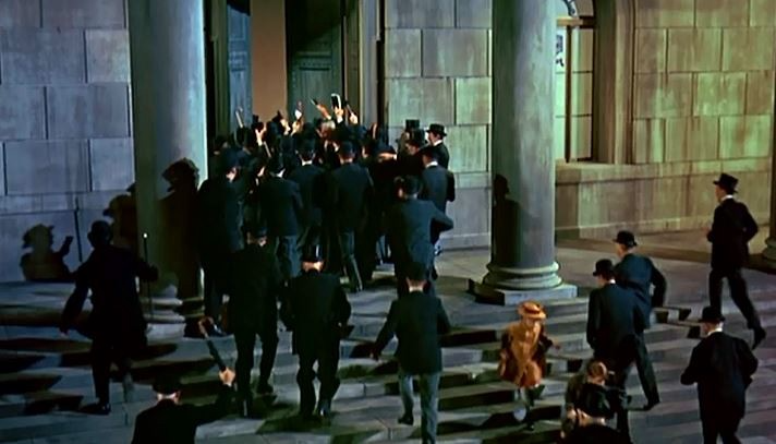1964년 Mary Poppins 은행의 뱅크런
