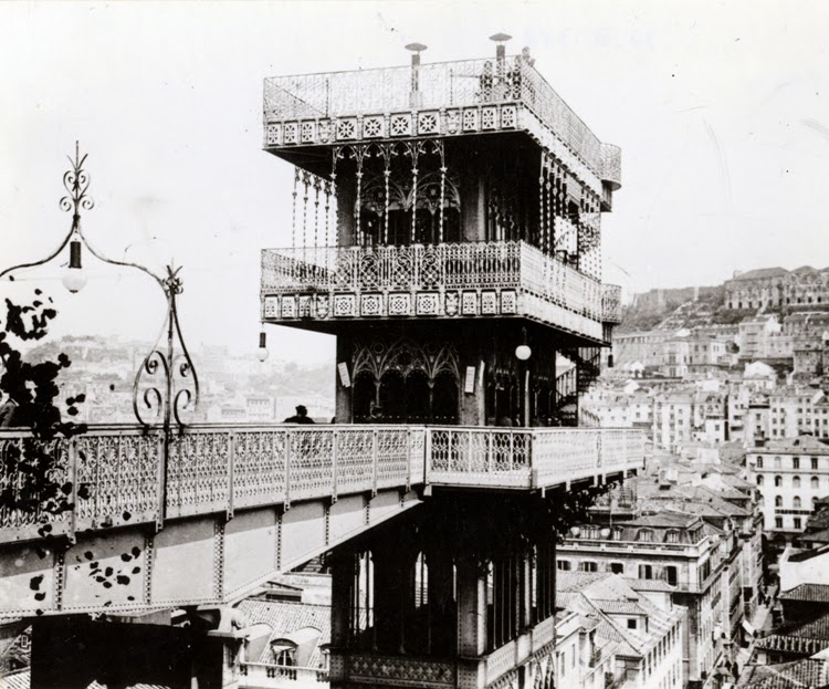 Elevador de Santa Justa, em 1902.