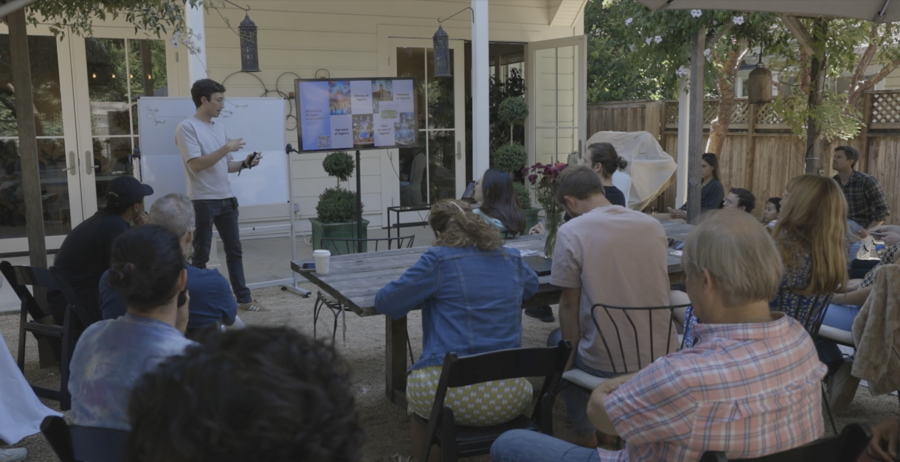 David Minarsch on 'Autonomous Agent AI Economies'