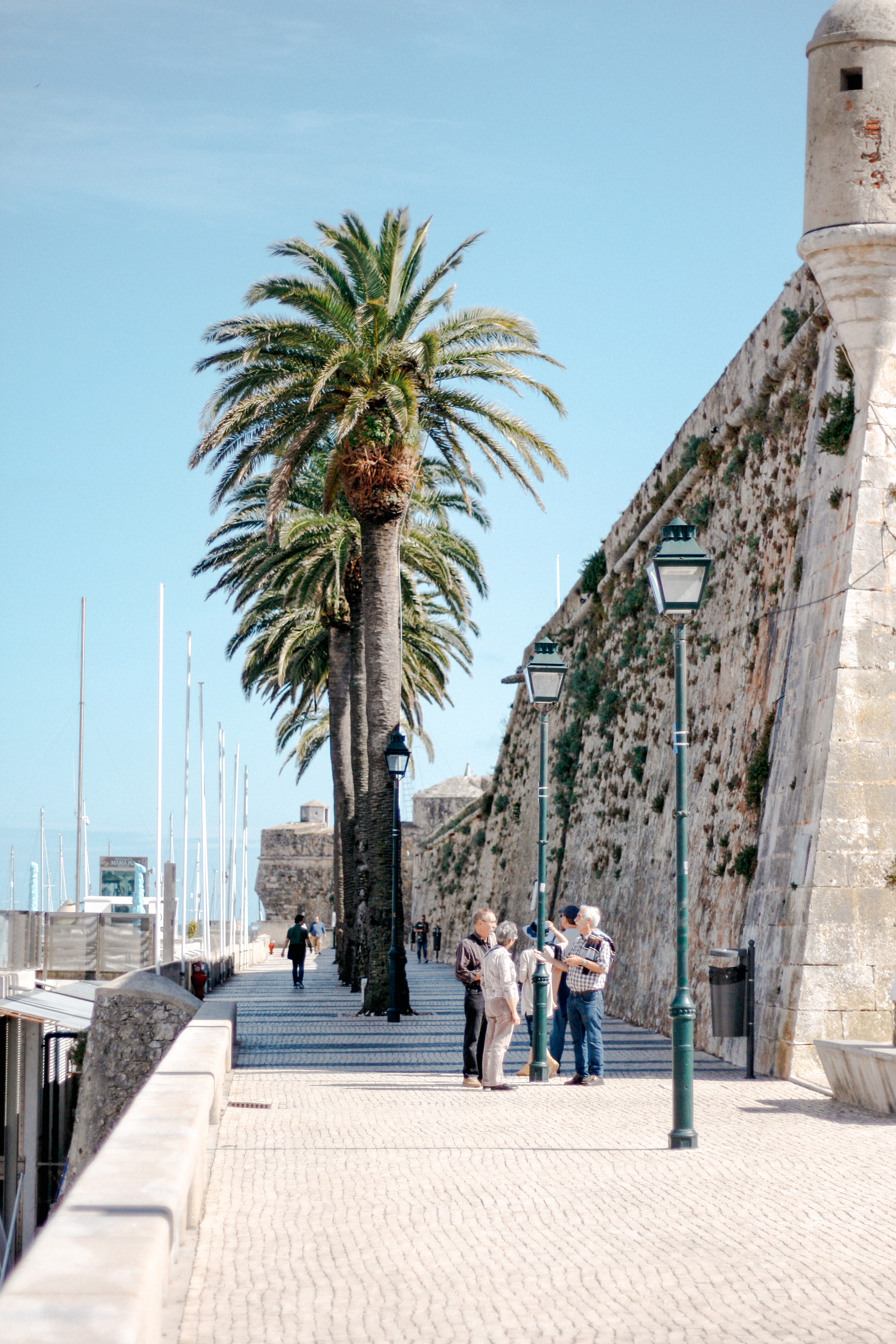 Passeio D. Maria Pia, junto à Cidadela de Cascais. 