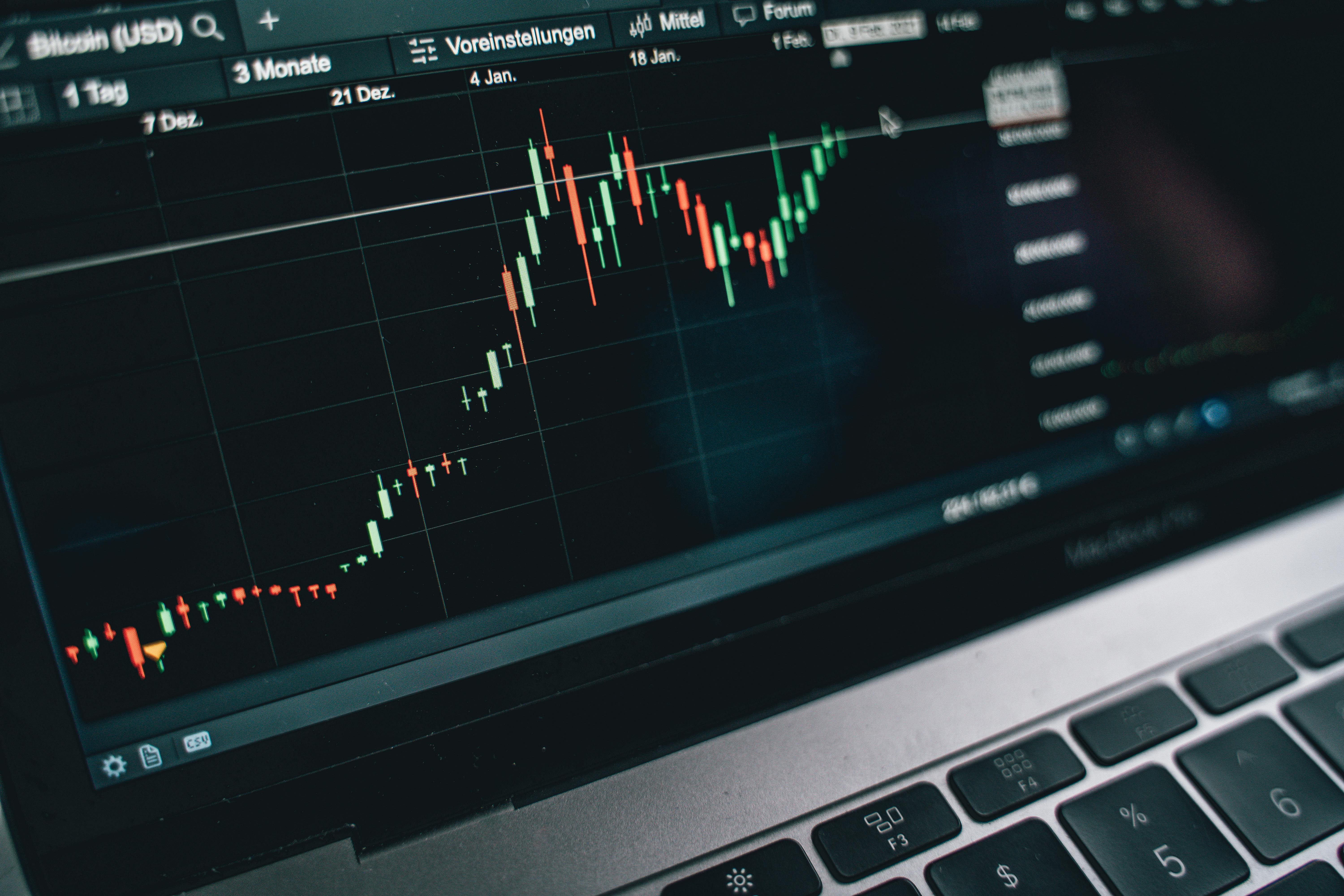 Foto de Alesia  Kozik: https://www.pexels.com/es-es/foto/ordenador-portatil-tecnologia-financiar-pantalla-6770611/