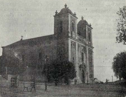 Fotografia da Basílica, publicada no jornal Vida Alentejana n.º 21, de 1935.
