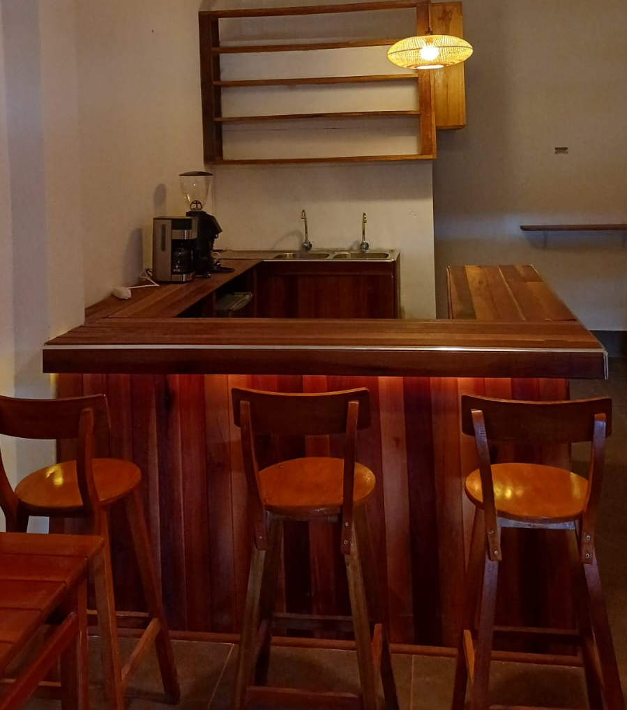 Warm lighting of the KenéCafé
