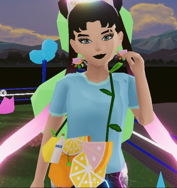 Lyss wearing Susan A in Decentraland